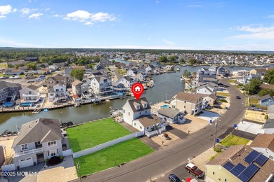 Live the waterfront lifestyle you've been dreaming of! This - photo 50