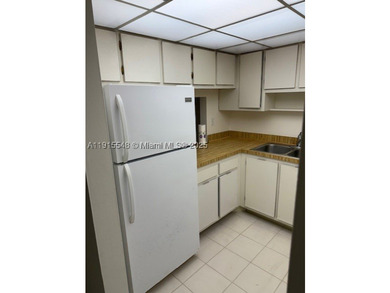 400 Commodore Dr, Apt 108 is a charming 2-bedroom, 2-bathroom - photo 4