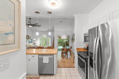 CHECK OUT THIS AMAZING UNIT on ARROWHEAD GOLF COURSE IN - photo 8
