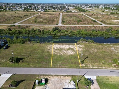 Cape Coral Lakes Area Lot For Sale in Cape Coral Florida