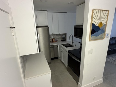 Located in the heart of Boca Raton, this newly rennovated - photo 11