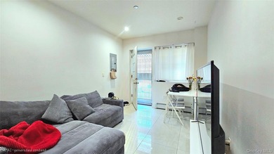 Prime location! Mint-condition *663 style* 3-family property - photo 13