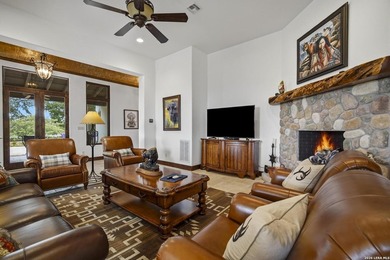 Impressive 4 bedroom, 3.5 bath home (3947 sf) in Comanche Trace - photo 20