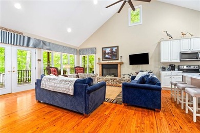 Talk about quintessential Lake Martin cabin living in a PRIME - photo 22