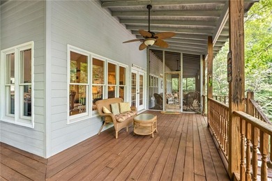 Talk about quintessential Lake Martin cabin living in a PRIME - photo 26