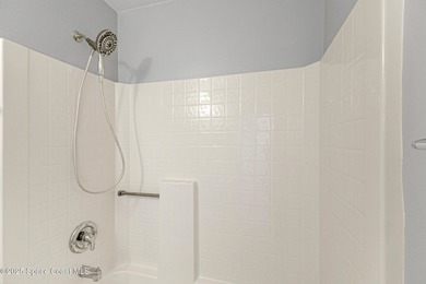 Multiple Offers received and sent to lender for approved price - photo 27