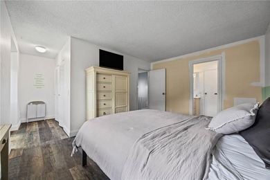 Brighton welcomes you home to this beautifully updated end-unit - photo 32