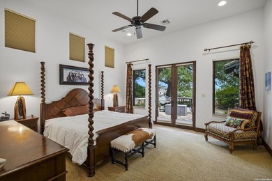 Impressive 4 bedroom, 3.5 bath home (3947 sf) in Comanche Trace - photo 32