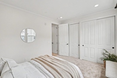 Welcome to this beautifully maintained, EAST-FACING home - photo 37