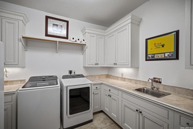 Impressive 4 bedroom, 3.5 bath home (3947 sf) in Comanche Trace - photo 43