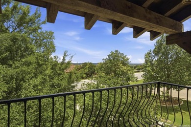 Impressive 4 bedroom, 3.5 bath home (3947 sf) in Comanche Trace - photo 45
