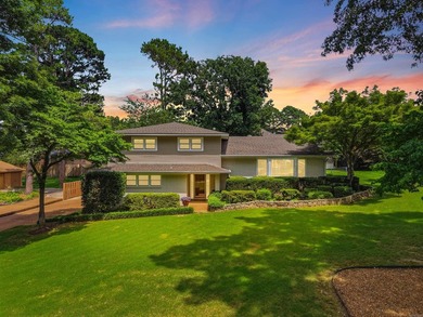 Greers Ferry Lake Home For Sale in Heber Springs Arkansas