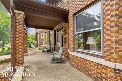 Exceptional brick Colonial in Grosse Pointe Park. This - photo 3