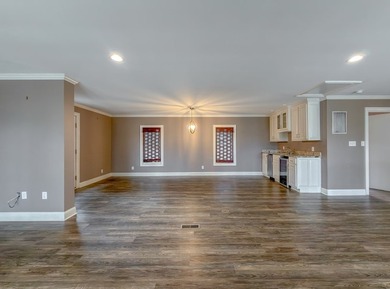 Private Retreat in the heart of Beautiful Lake Douglas. Nestled - photo 5