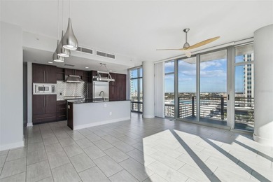 Virtually Staged. Stunning Corner Unit in the Heart of Tampa's - photo 6
