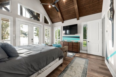 Waterfront Modern Farmhouse Gem - photo 27