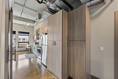 Welcome to Sable, one of the newest condo buildings in North - photo 12