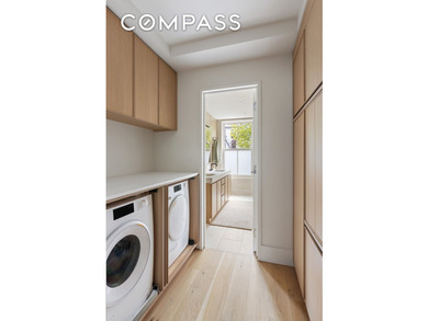 Set on a bucolic stretch of Henry Street in the heart of Cobble - photo 17