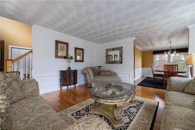 Tucked into the heart of Usquepaugh Hills, this West Kingston - photo 17