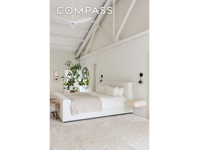 Set on a bucolic stretch of Henry Street in the heart of Cobble - photo 19