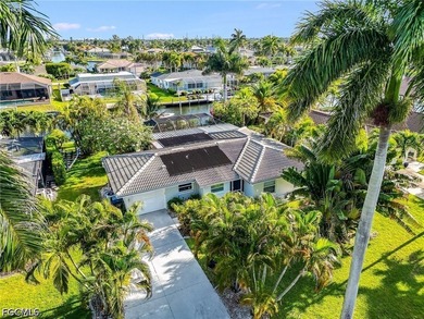 Fantastic Turnkey 3 bedroom 2 bath 1 car garage Sailboat access - photo 1