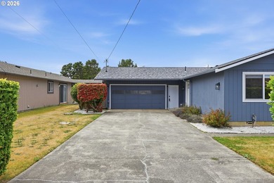 Move-in ready, fully remodeled single-level home in Coos Bay! - photo 25