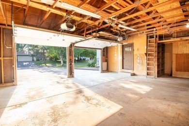 Welcome to this west-facing, move-in-ready split-entry home - photo 28