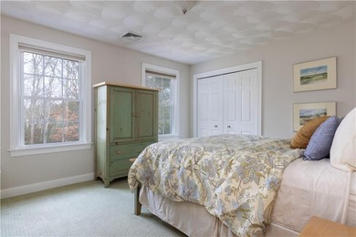 Tucked into the heart of Usquepaugh Hills, this West Kingston - photo 28