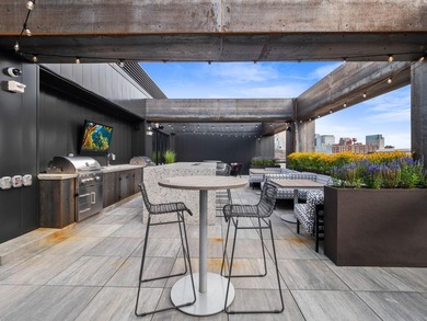 Welcome to Sable, one of the newest condo buildings in North - photo 30