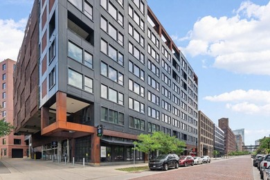 Welcome to Sable, one of the newest condo buildings in North - photo 35