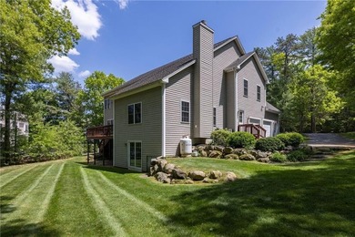 Tucked into the heart of Usquepaugh Hills, this West Kingston - photo 38