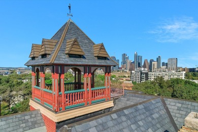 The Crown Jewel of Historic Austin Homes
Step into a living - photo 9