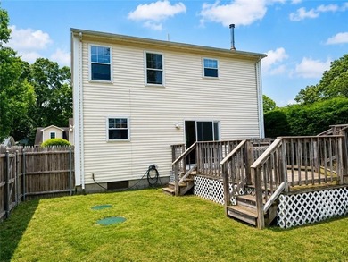 Charming 3-Bedroom Home in Warwick's Desirable Lockwood - photo 2