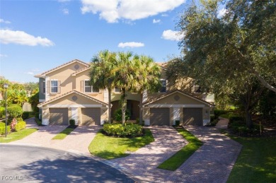 (private lake, pond, creek) Townhome/Townhouse For Sale in Fort Myers Florida