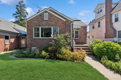 Charming All-Brick Bayside Detached Home with Endless Potential - photo 1