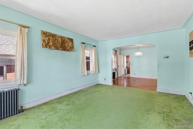 Charming All-Brick Bayside Detached Home with Endless Potential - photo 6