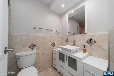 *Presented by Wendy Gamez * Totally renovated condo residence at