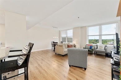 JUST REDUCED!! Incredibly rare opportunity to own a luxury - photo 19