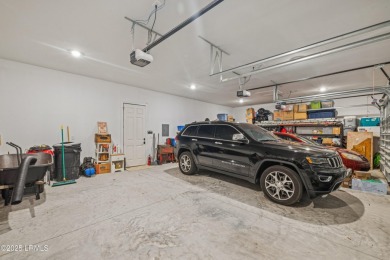 3-Bed Coastal Home in Coosaw Point with Fireplaces, 3-Car Garage