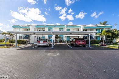 Check out this Gulf Access townhome offering sparkling water - photo 3