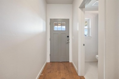 Welcome to the Willow floor plan, a beautifully designed - photo 3