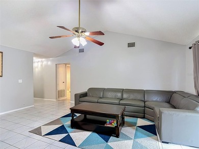 Move-in ready in desirable Copperfield! This updated 3BR/2BA and - photo 6