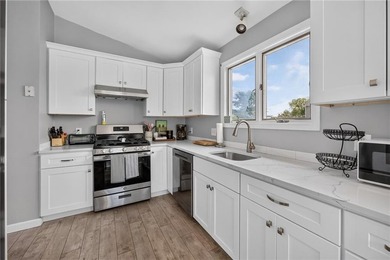 This classic seaside retreat is ready for you as its next owner - photo 8