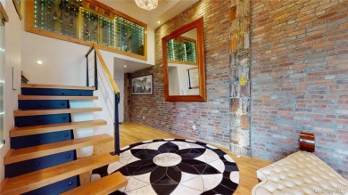 Lake Condo For Sale in New York (Manhattan), New York