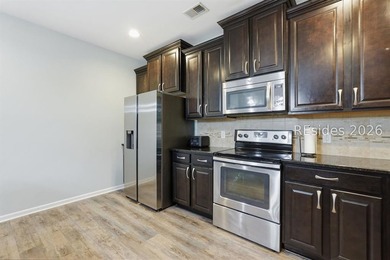 Beautiful 5-bedroom, 3-bath home in the highly sought-after - photo 11