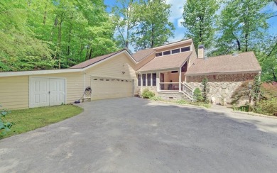 Lake Home For Sale in Ellijay, Georgia