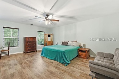Beautiful 5-bedroom, 3-bath home in the highly sought-after - photo 23