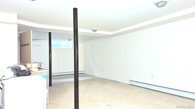 Prime location! Mint-condition *663 style* 3-family property - photo 23