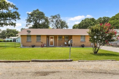 Lake Home For Sale in Quinlan, Texas
