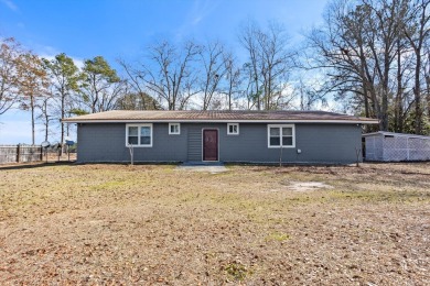 Lake Home Sale Pending in Barnwell, South Carolina